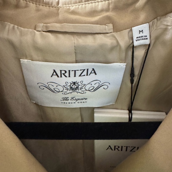 Aritzia Esquire Trench Coat (medium, wicker tan) - Picture 3 of 5